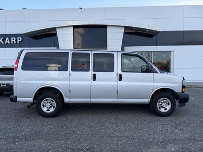 2020 Chevrolet Express Passenger LS