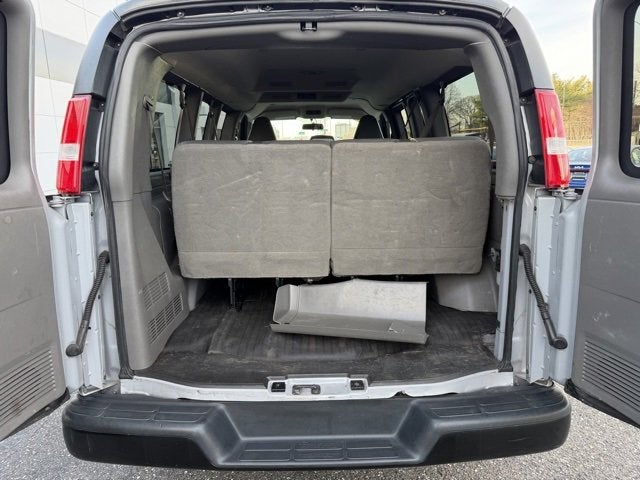 2020 Chevrolet Express Passenger LS