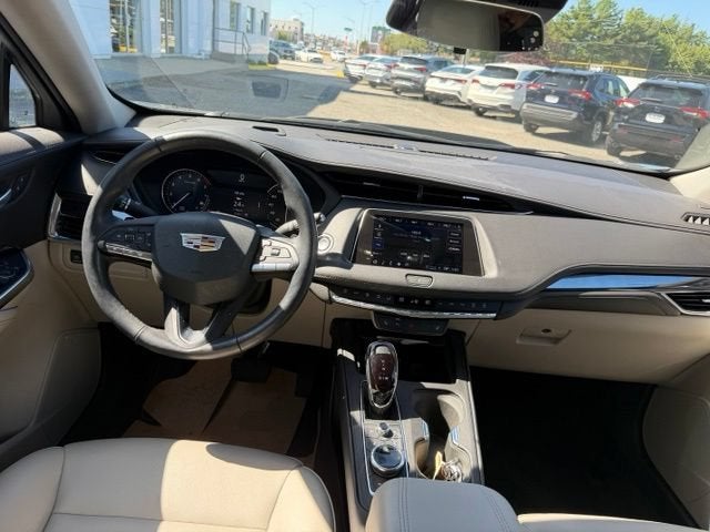 2023 Cadillac XT4 AWD Luxury