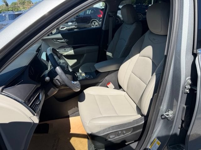 2023 Cadillac XT4 AWD Luxury