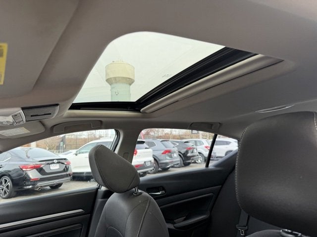 2020 Nissan Altima 2.5 SV