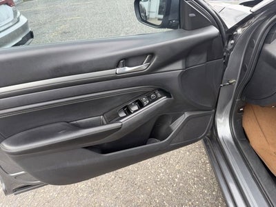 2020 Nissan Altima 2.5 SV