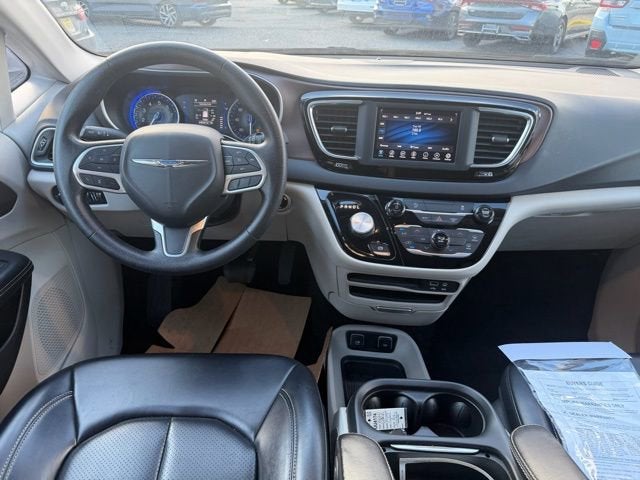 2020 Chrysler Voyager LXI