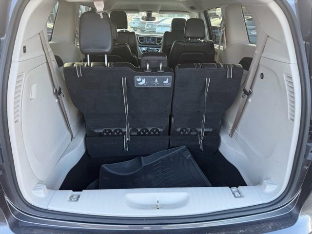 2020 Chrysler Voyager LXI