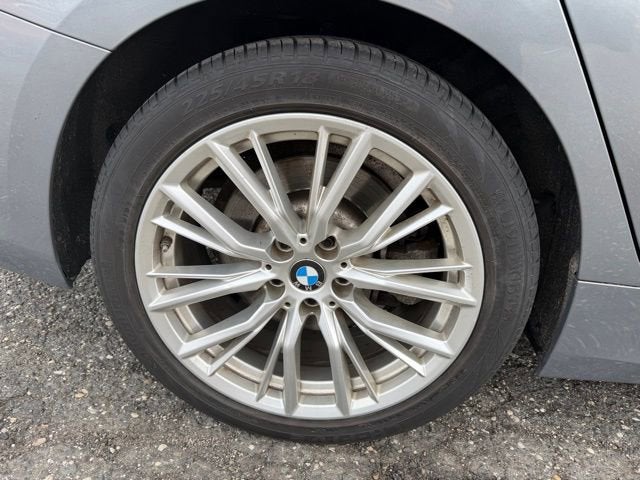 2023 BMW 3 Series 330i xDrive