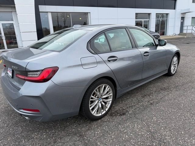 2023 BMW 3 Series 330i xDrive