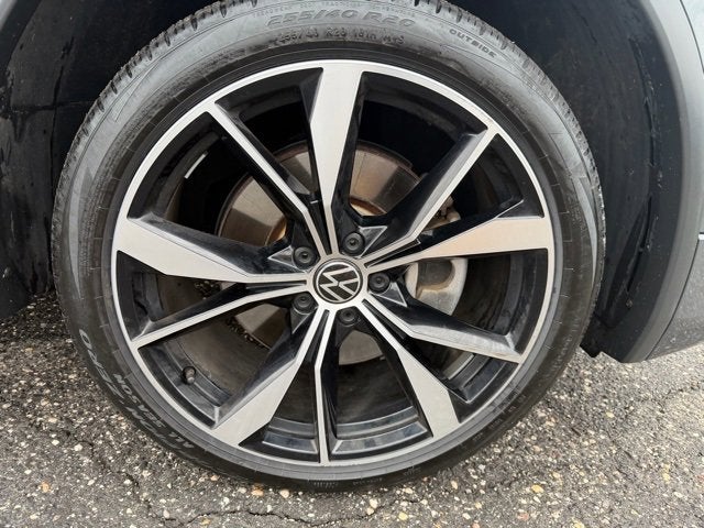 2022 Volkswagen Tiguan SEL R-Line
