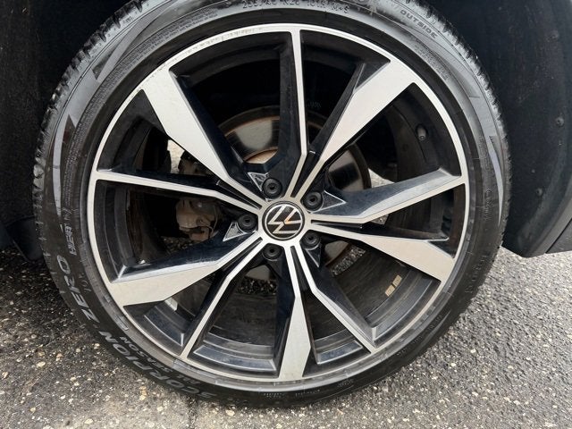 2022 Volkswagen Tiguan SEL R-Line