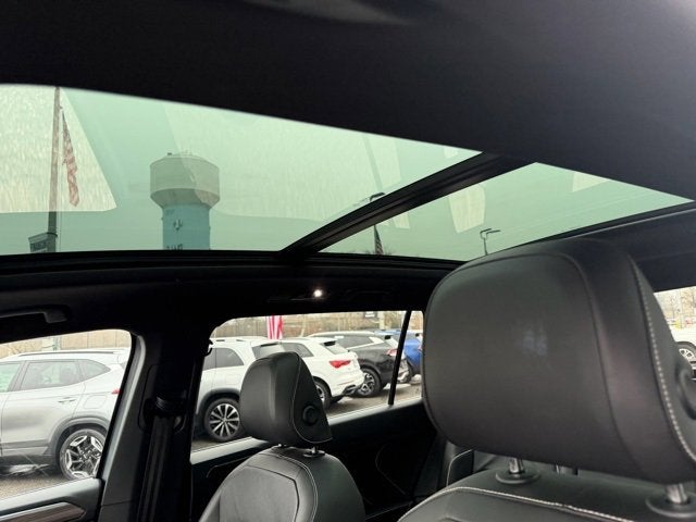 2022 Volkswagen Tiguan SEL R-Line