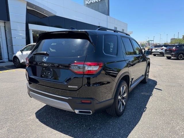 2023 Honda Pilot Touring