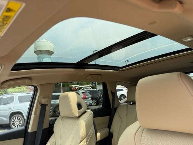 2022 Acura MDX w/Technology Package