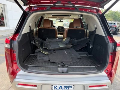 2023 Nissan Pathfinder Platinum