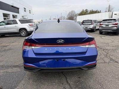 2022 Hyundai Elantra SEL