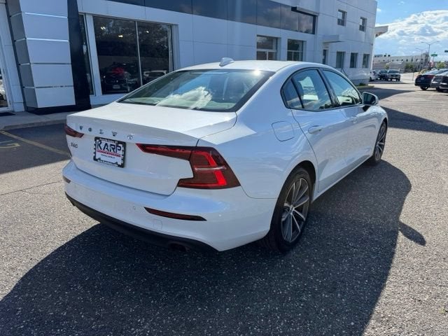 2021 Volvo S60 Momentum