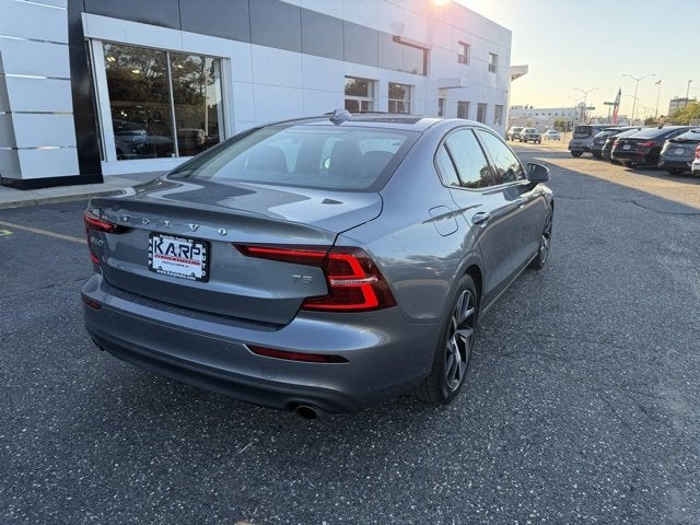 2020 Volvo S60 Momentum