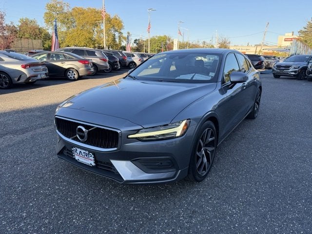 2020 Volvo S60 Momentum