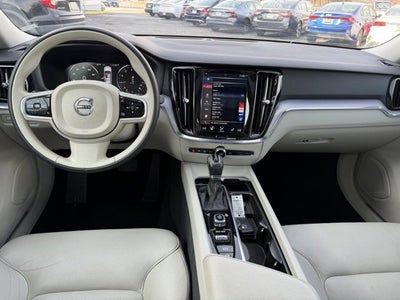 2020 Volvo S60 Momentum