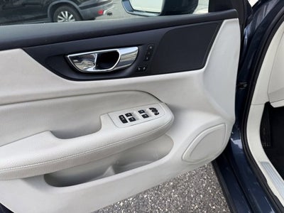 2020 Volvo S60 Momentum