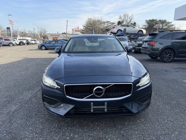 2020 Volvo S60 Momentum