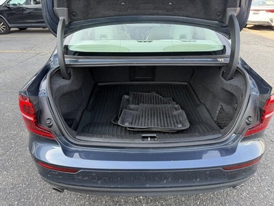 2020 Volvo S60 Momentum