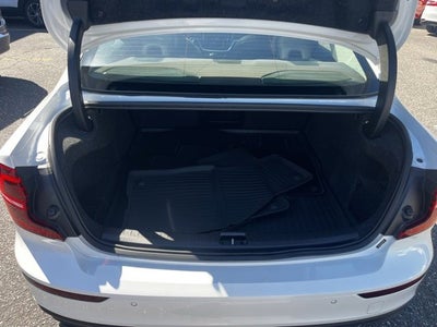 2019 Volvo S60 Momentum