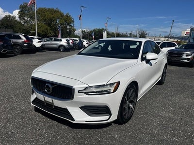 2019 Volvo S60 Momentum