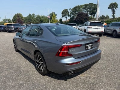 2020 Volvo S60 Momentum