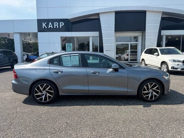 2020 Volvo S60 Momentum
