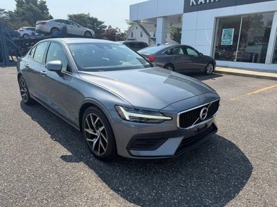 2020 Volvo S60 Momentum