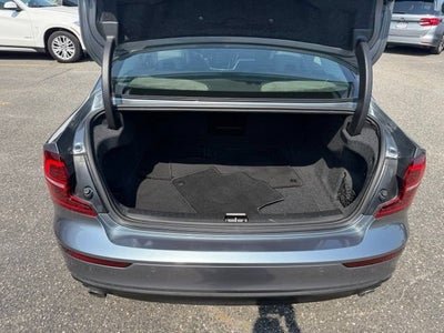 2020 Volvo S60 Momentum