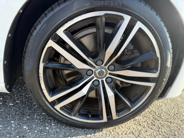 2019 Volvo S60 R-Design