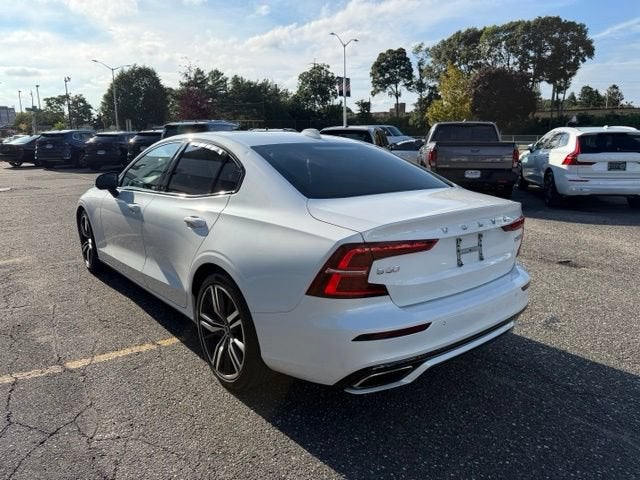 2019 Volvo S60 R-Design