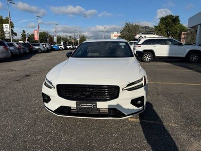 2019 Volvo S60 R-Design