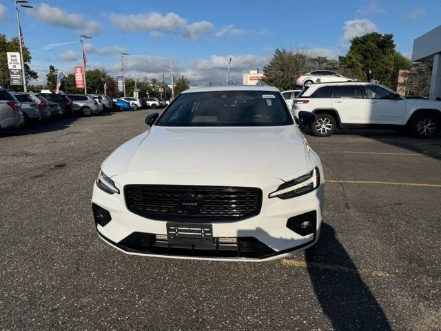 2019 Volvo S60 R-Design