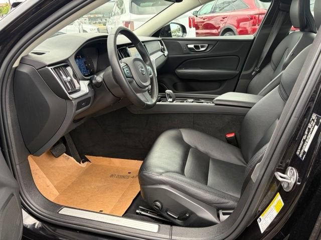 2024 Volvo S60 Core Dark Theme