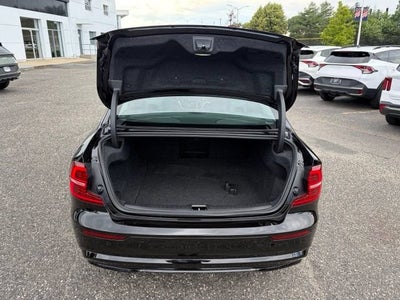 2024 Volvo S60 Core Dark Theme