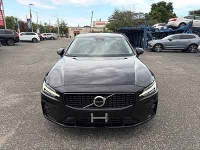 2024 Volvo S60 Core Dark Theme
