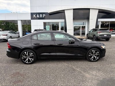 2024 Volvo S60 Core Dark Theme
