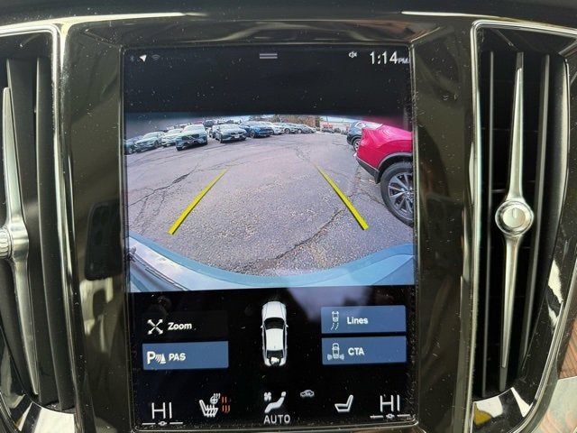 2022 Volvo S60 Momentum