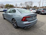 2022 Volvo S60 Momentum