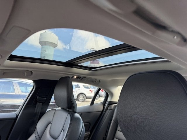 2022 Volvo S60 Inscription