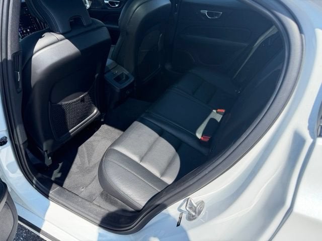 2023 Volvo S60 Plus Black Edition