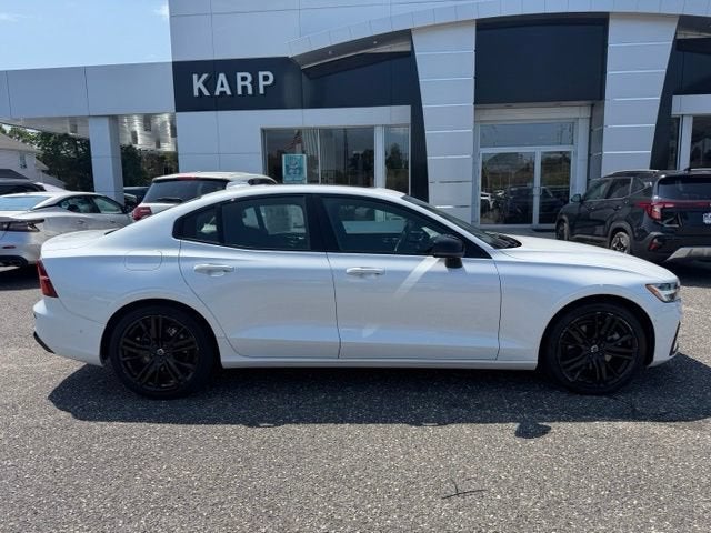 2023 Volvo S60 Plus Black Edition