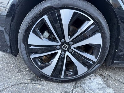 2022 Volvo S60 Momentum