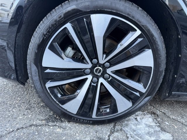 2022 Volvo S60 Momentum