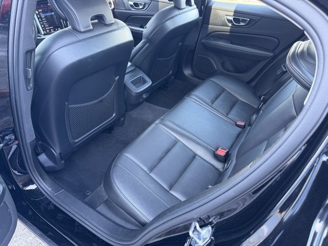 2022 Volvo S60 Momentum