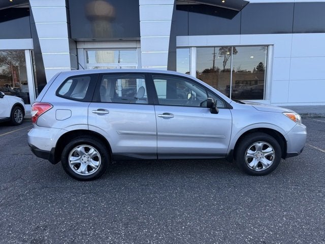 2014 Subaru Forester 2.5i