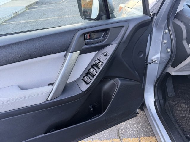 2014 Subaru Forester 2.5i