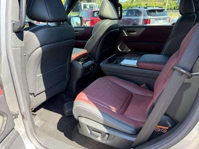 2025 INFINITI QX80 AUTOGRAPH