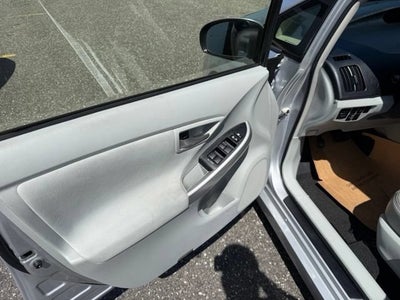 2013 Toyota Prius One